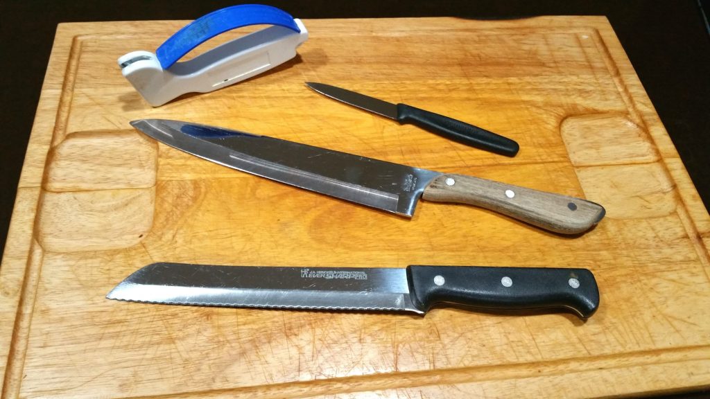 knives essential kitchen tools sweetsavant.com America's best food blog